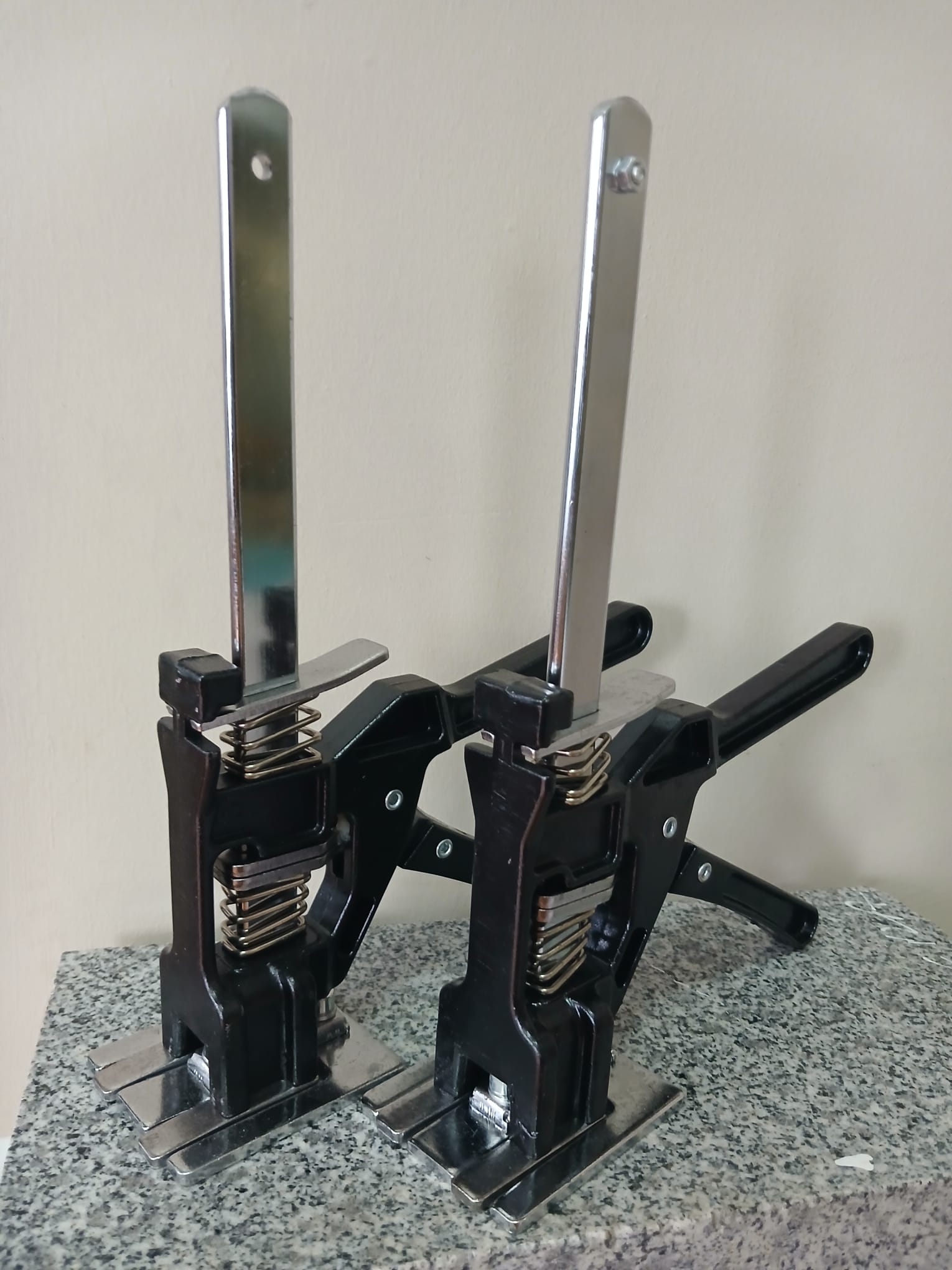 POSELEN KALDIRMA APARATI